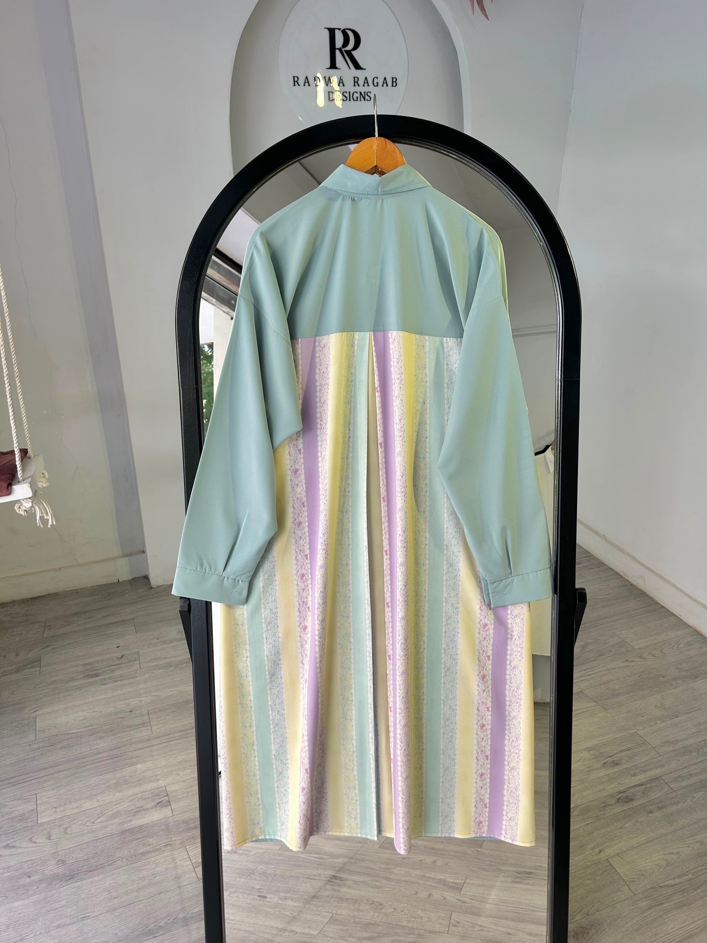 Back printed chemise