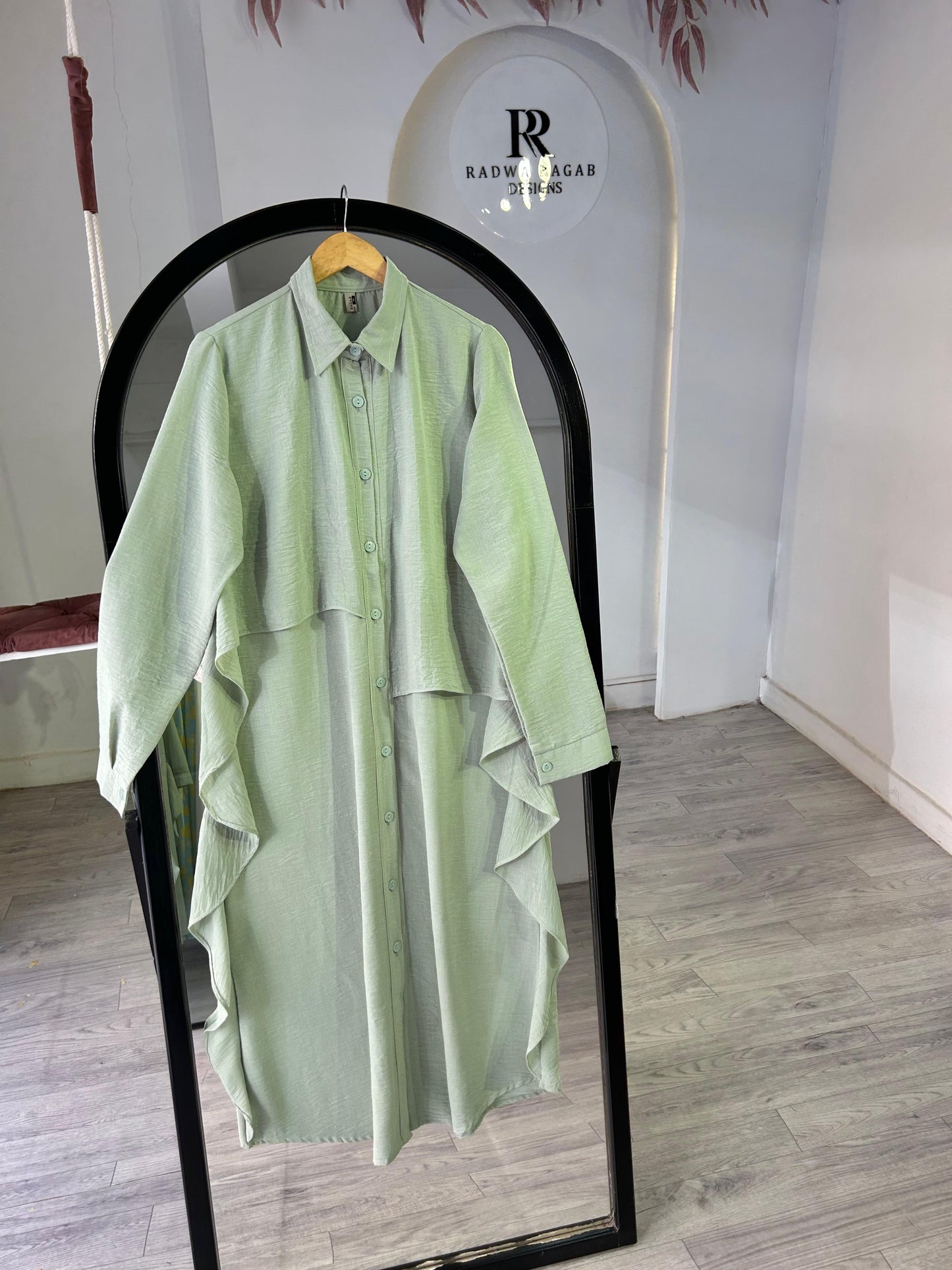 Flowy chemise